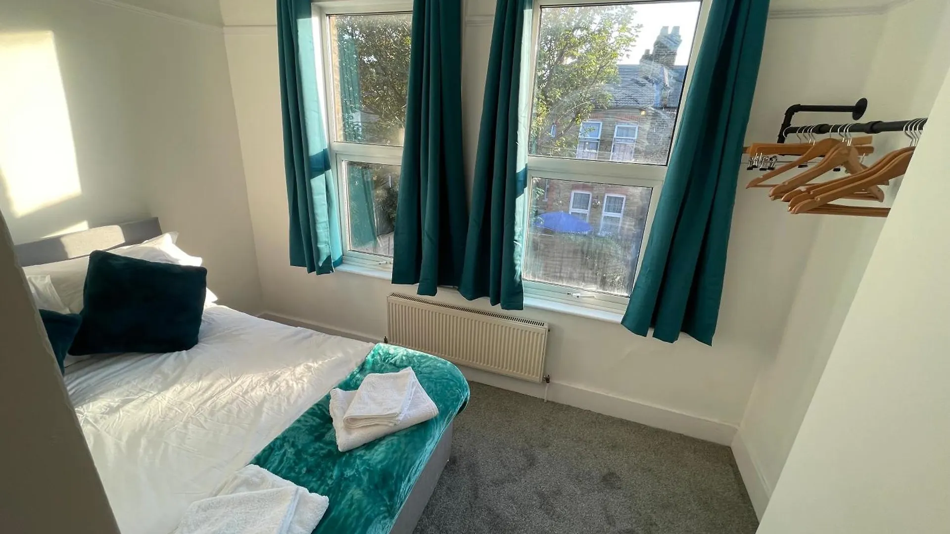 East End Short Stay Apartment Londýn